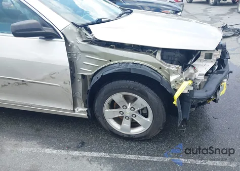 2015 Chevrolet Malibu Ls z USA, uszkodzony, nr VIN 1G11B5SL0FF307430